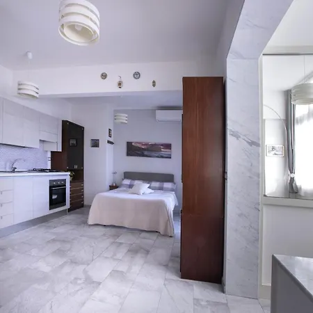 Etna Sea House Oda ve Kahvaltı 3*